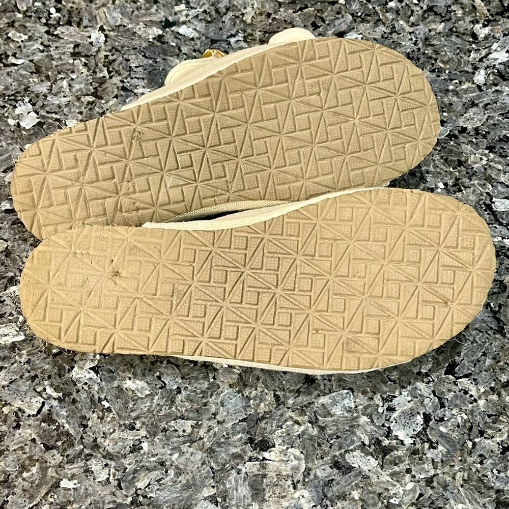 Haute Hippie Tan Nikki Sandals with Gold Buckles Size 7 - Picture 6 of 8